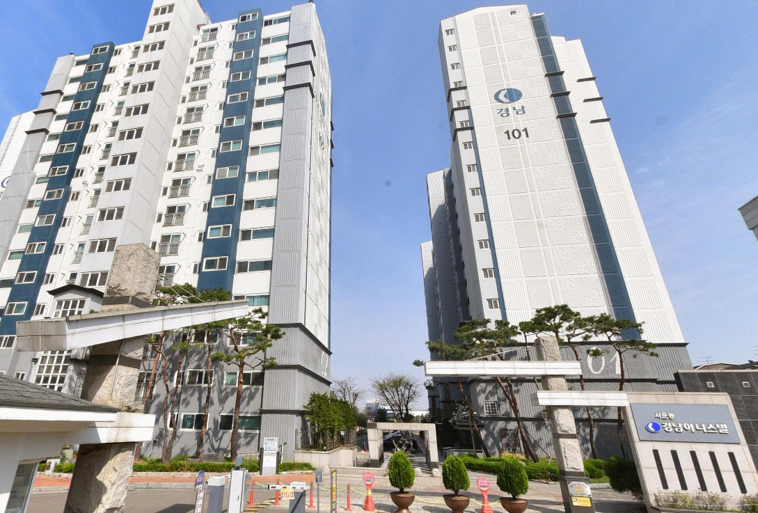 서운동경남아너스빌 아파트 전경